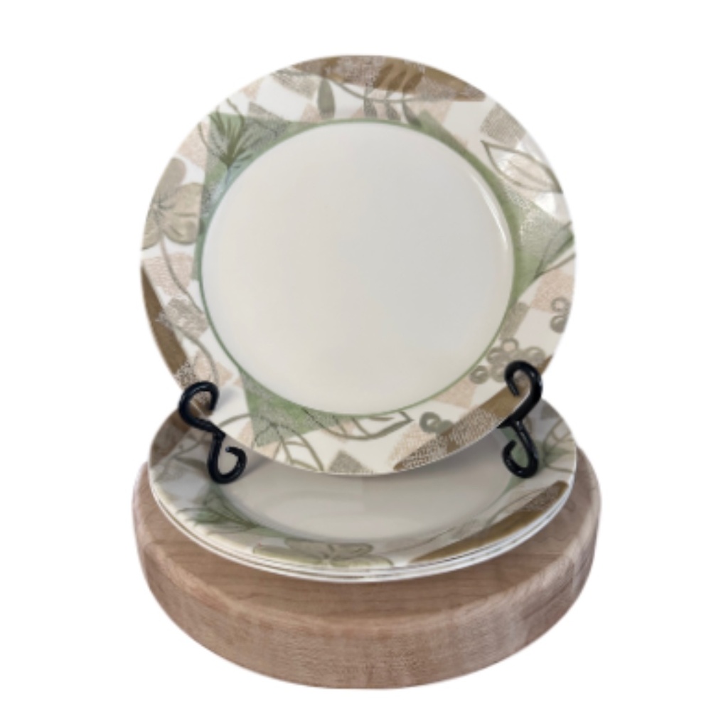 Corelle Vitrelle Dinner Plates | Textured Leaves | Made in USA
